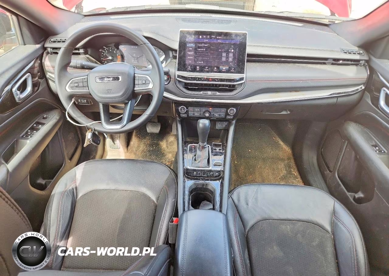 2025 Jeep Compass Trailhawk VIN:3C4NJDDN5ST532916 - 8