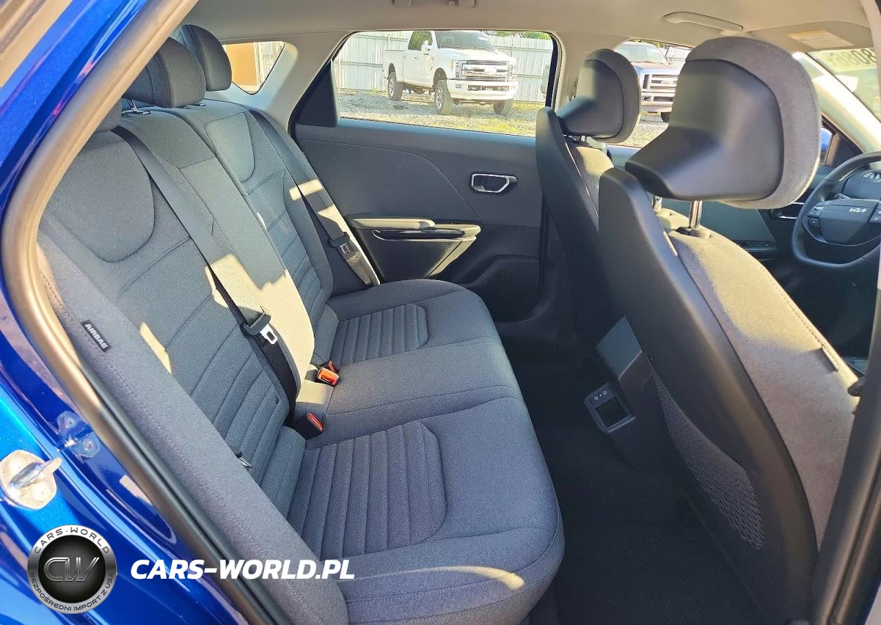 2025 Kia K4 Ex VIN:3KPFU4DE1SE120881 - 10