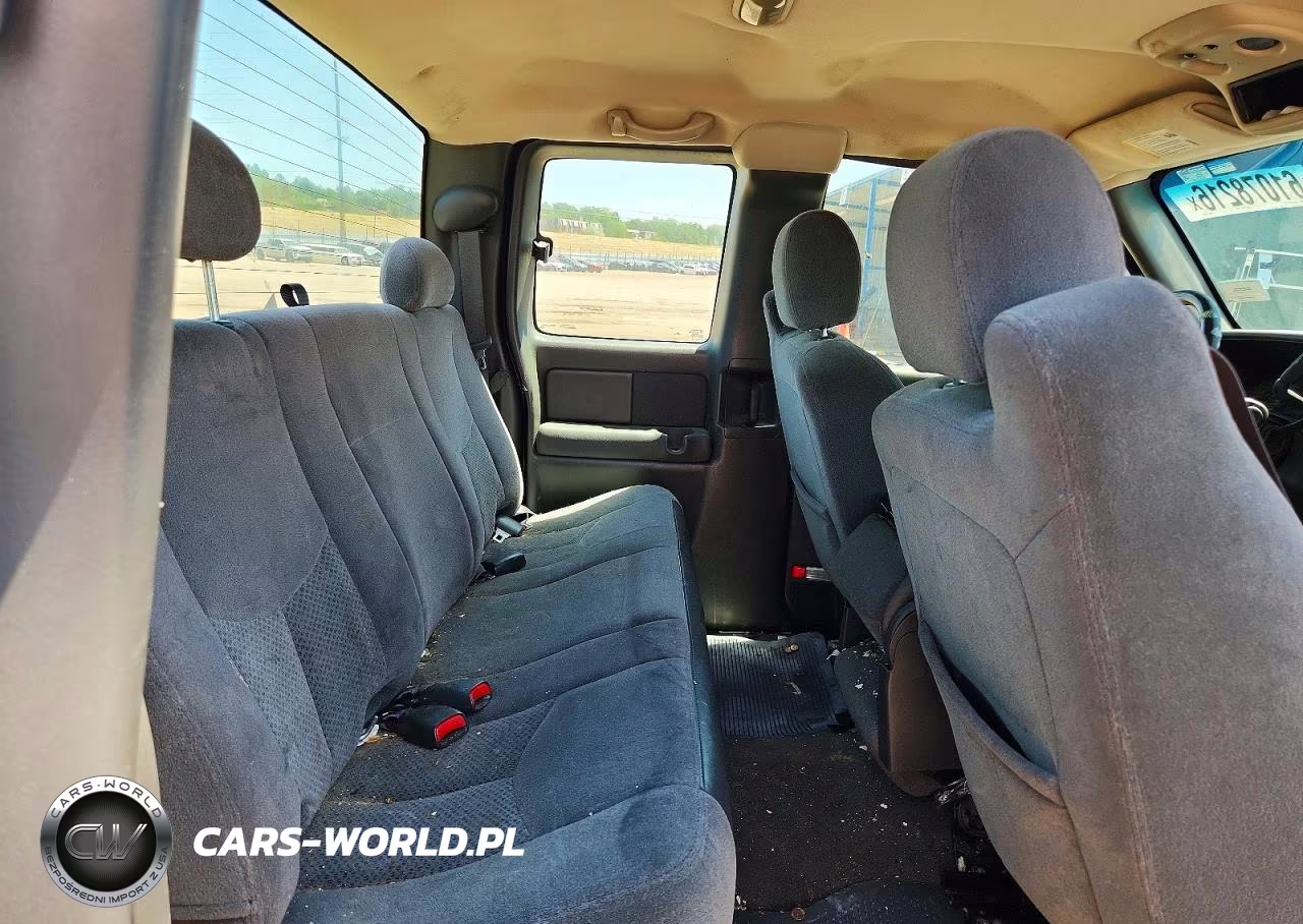 2005 Chevrolet Silverado C1500 VIN:1GCEC19VX5Z101891 - 10