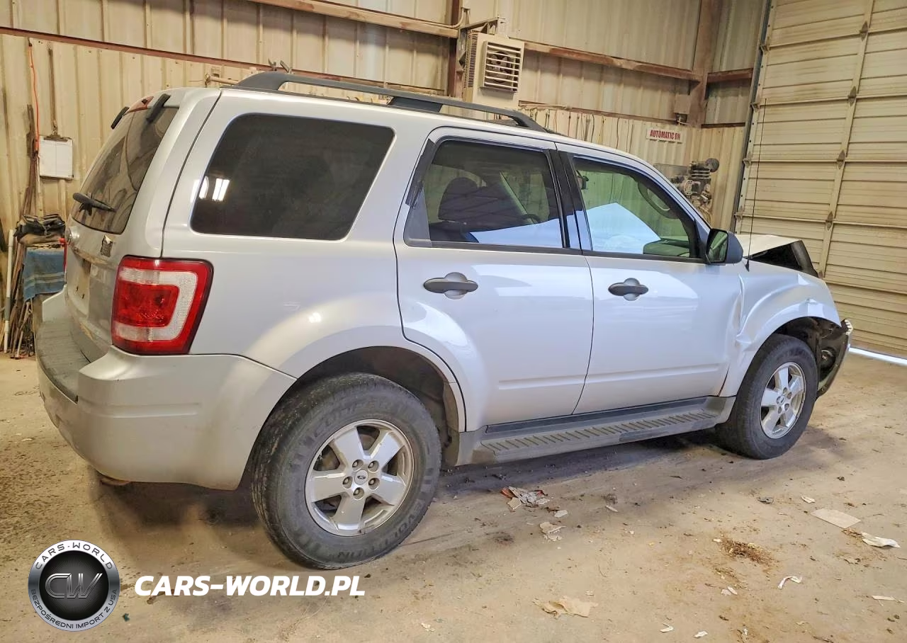 2009 Ford Escape Xlt VIN:1FMCU03709KA57502 - 3