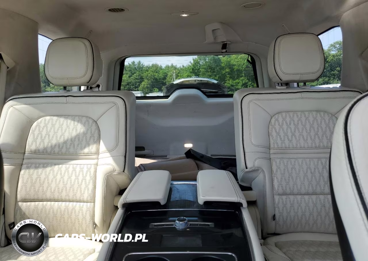 2019 Lincoln Navigator Black Label VIN:5LMJJ2TT3KEL07096 - 10