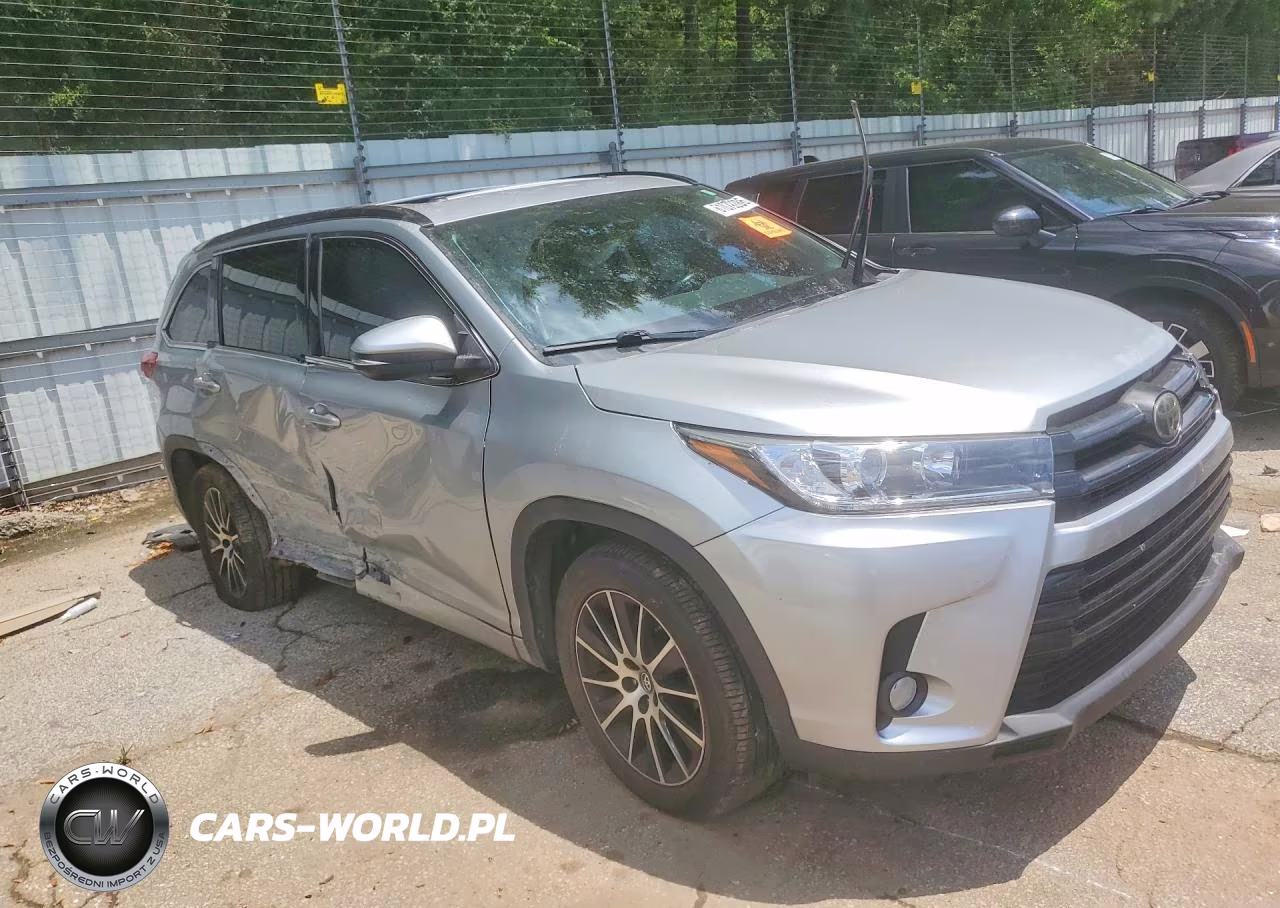 2017 Toyota Highlander Se VIN:5TDKZRFH3HS520055 - 4
