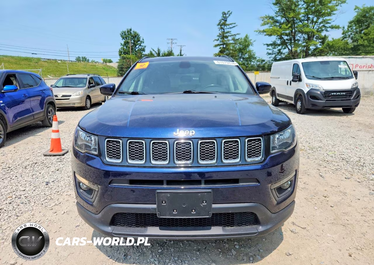 2019 Jeep Compass Latitude VIN:3C4NJDBB8KT839666 - 5