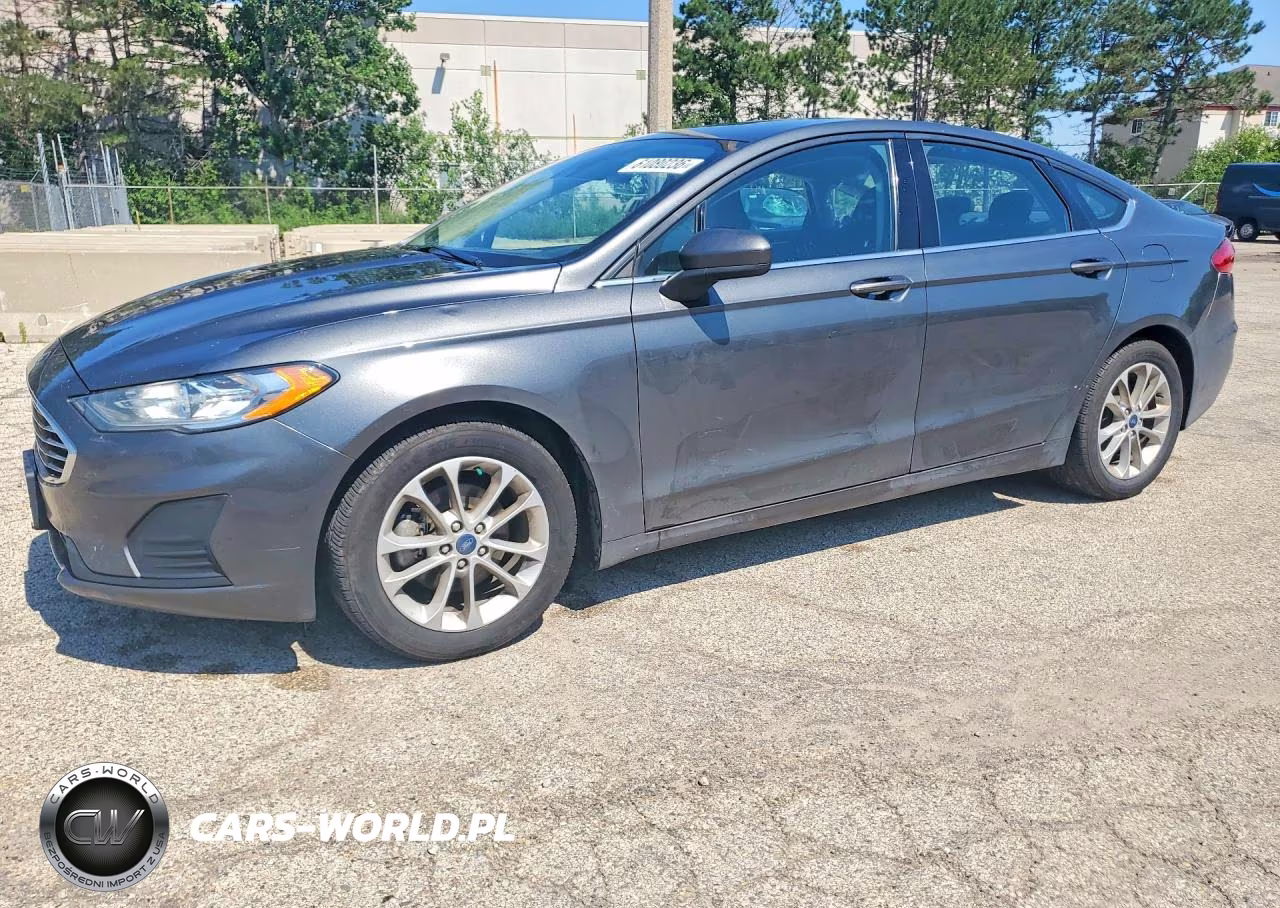 2019 Ford Fusion Se – zdjęcie 1 z 12