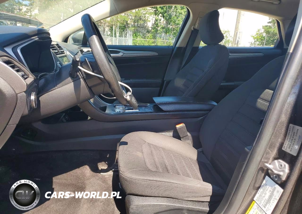 2019 Ford Fusion Se VIN:3FA6P0HD2KR247851 - 7