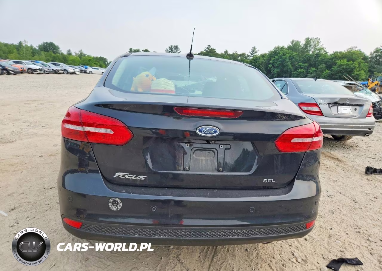 2018 Ford Focus Sel VIN:1FADP3H2XJL233765 - 6