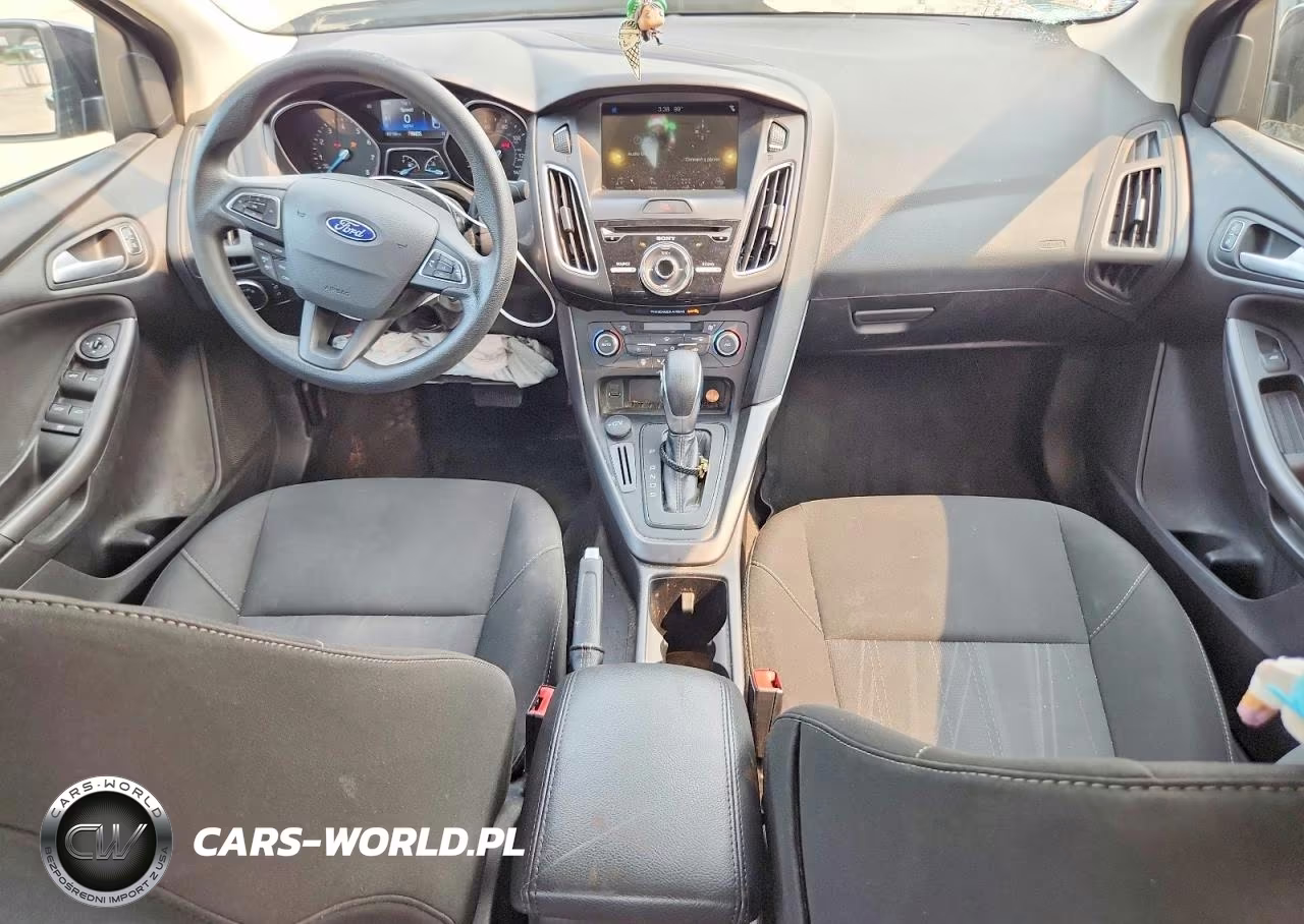 2018 Ford Focus Sel VIN:1FADP3H2XJL233765 - 8