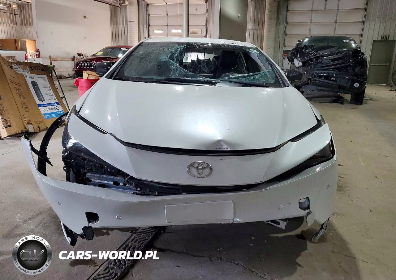 2024 Toyota Prius Xle VIN:JTDACAAU6R3035754 - 5