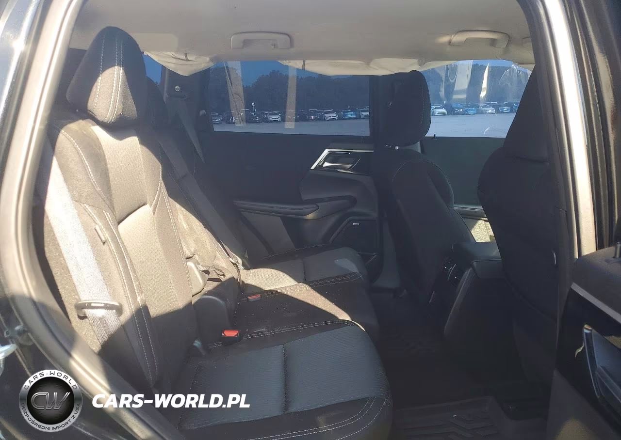 2025 Mitsubishi Outlander Es VIN:JA4J3UA80SZ024721 - 11