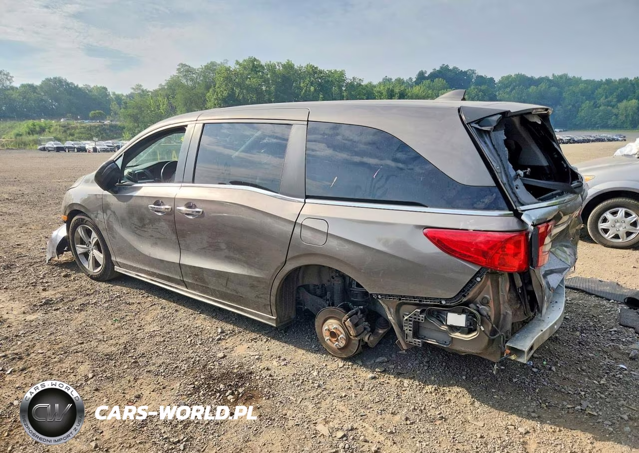 2022 Honda Odyssey Touring VIN:5FNRL6H80NB016607 - 2