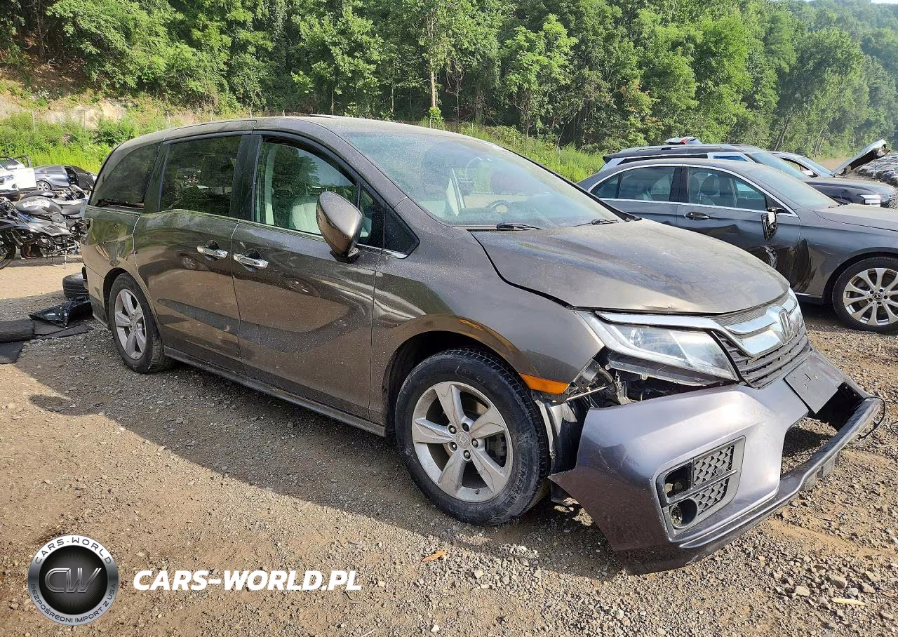 2022 Honda Odyssey Touring VIN:5FNRL6H80NB016607 - 4