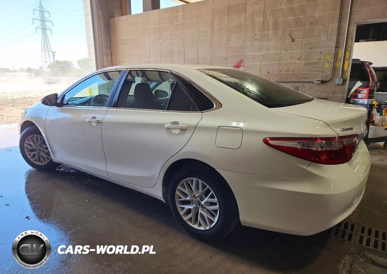 2016 Toyota Camry Le VIN:4T1BF1FK8GU159904 - 2
