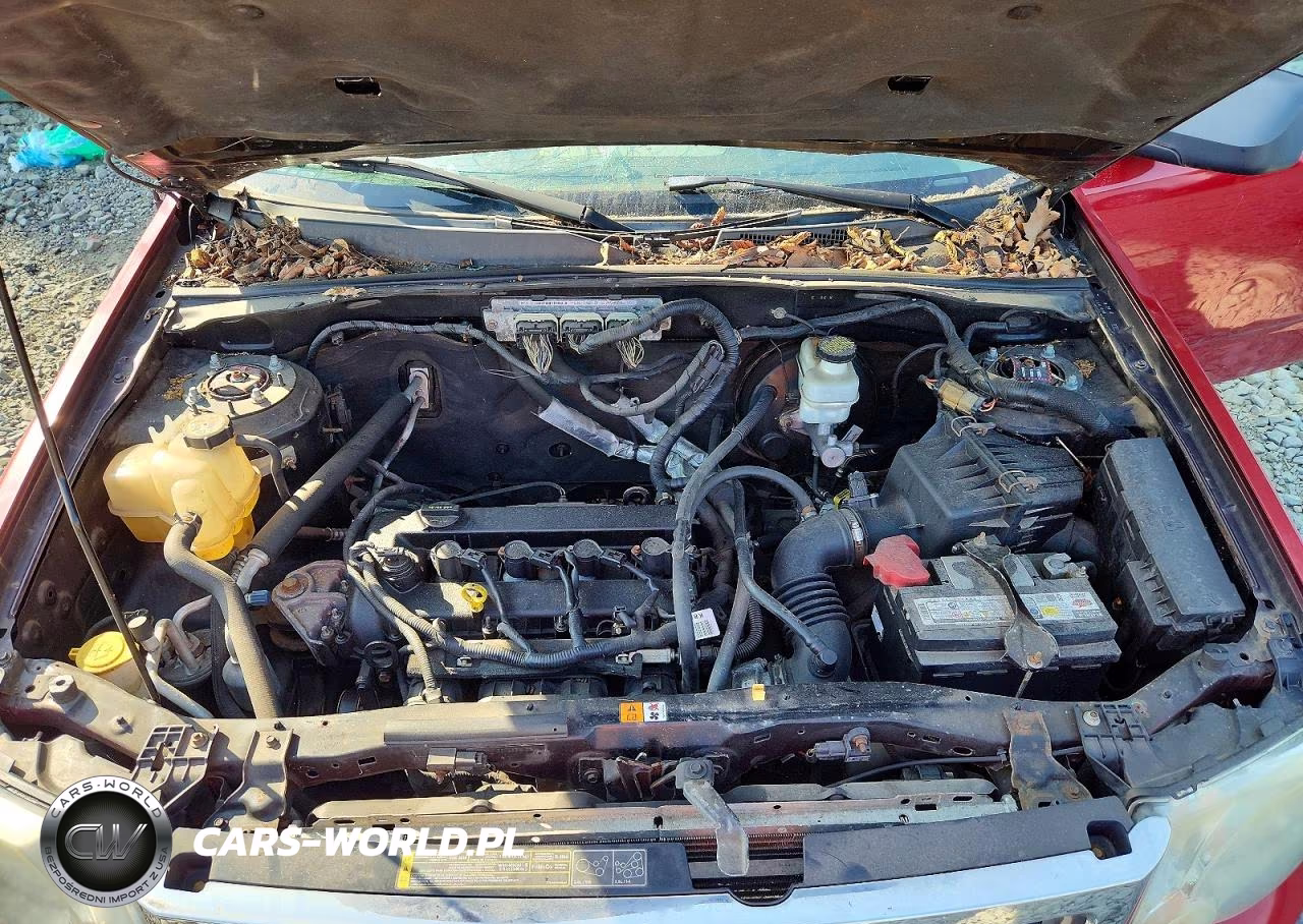 2010 Ford Escape Xls VIN:1FMCU0C75AKA45950 - 11