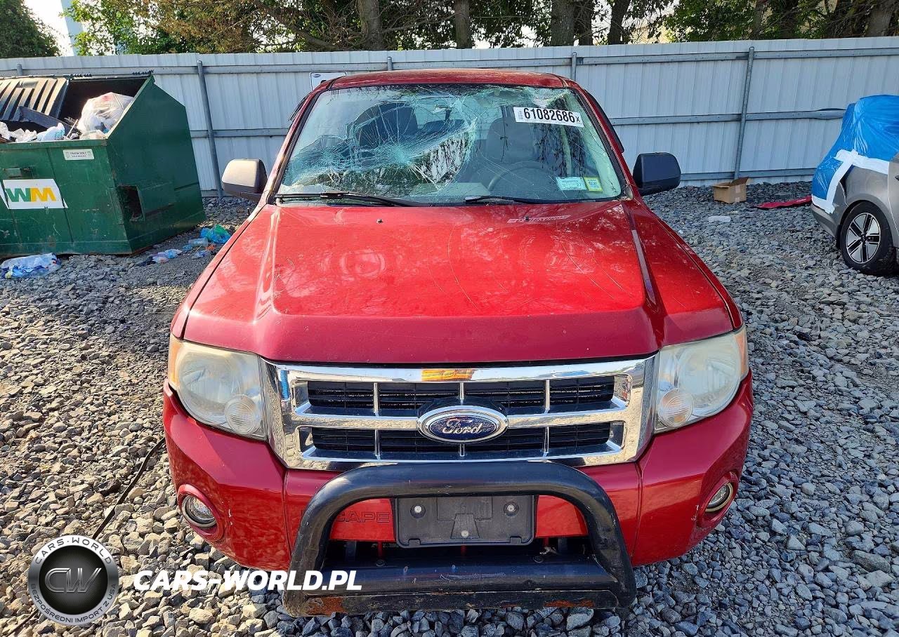 2010 Ford Escape Xls VIN:1FMCU0C75AKA45950 - 5