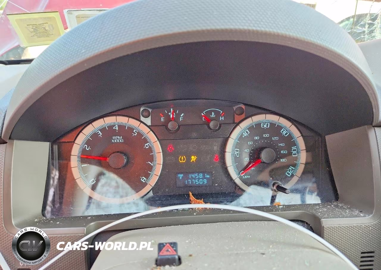 2010 Ford Escape Xls VIN:1FMCU0C75AKA45950 - 9