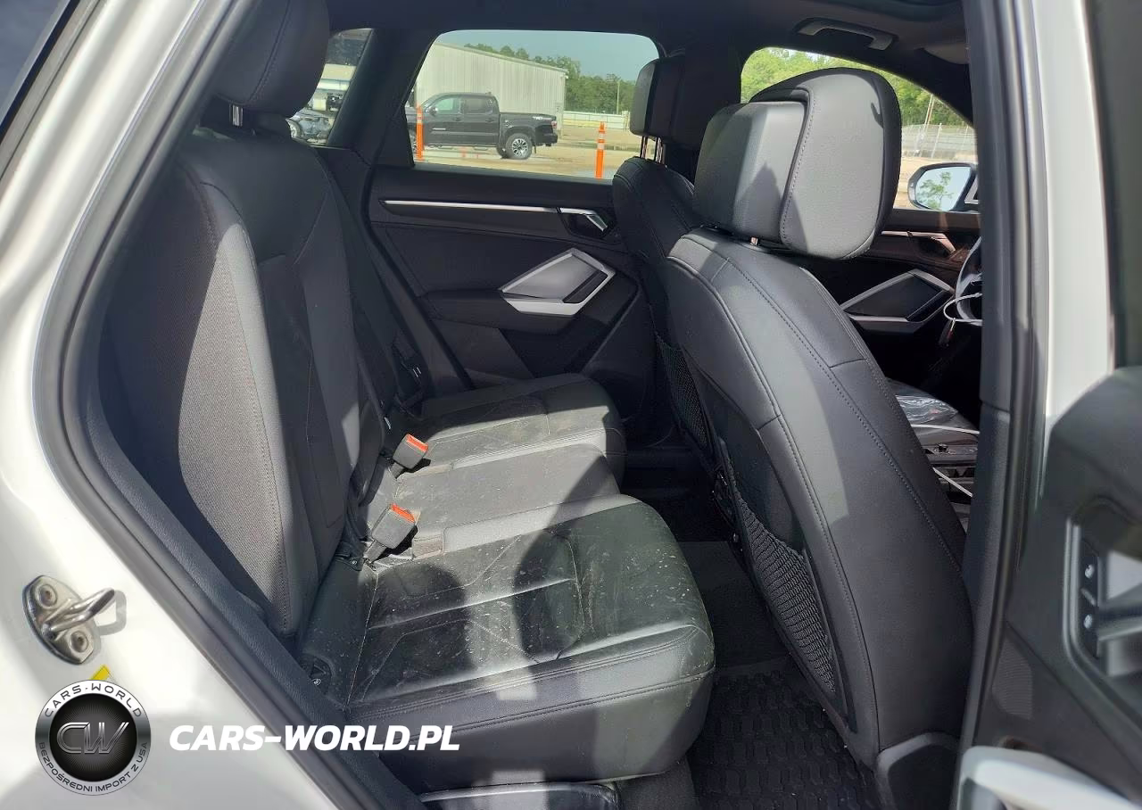 2021 Audi Q3 Premium S Line 45 VIN:WA1DECF37M1016034 - 10