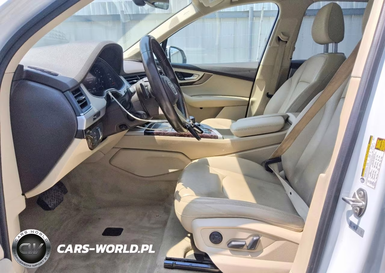 2019 Audi Q7 Premium Plus VIN:WA1LHAF71KD026709 - 7