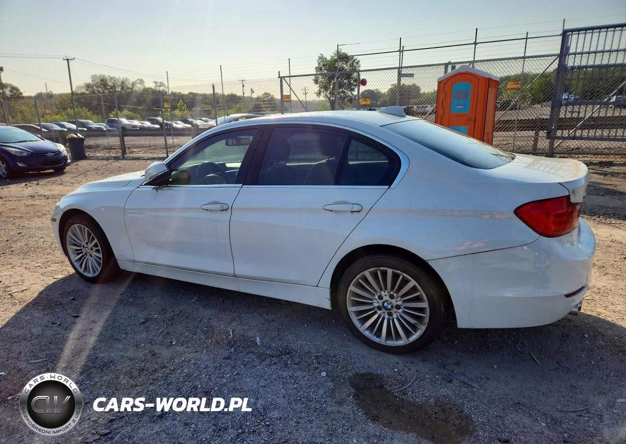2013 BMW 328 Xi VIN:WBA3B3C54DF533016 - 2