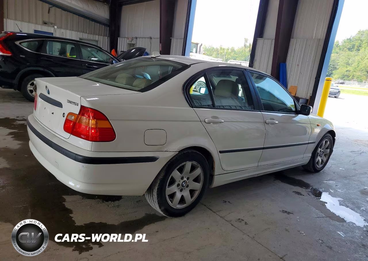 2005 BMW 325 I VIN:WBAET37465NJ90059 - 3