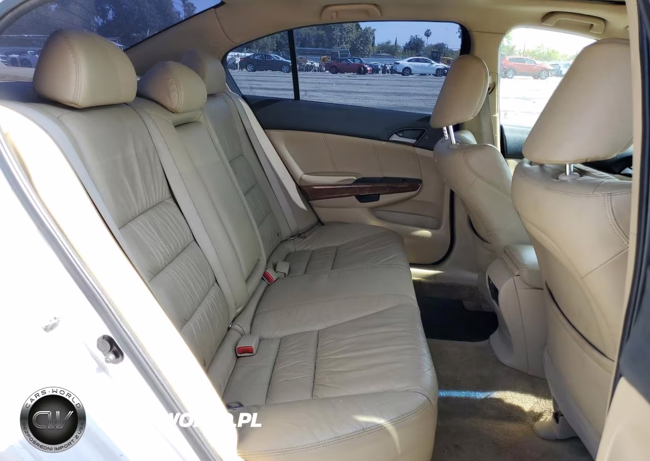 2011 Honda Accord Exl VIN:1HGCP3F81BA007562 - 10