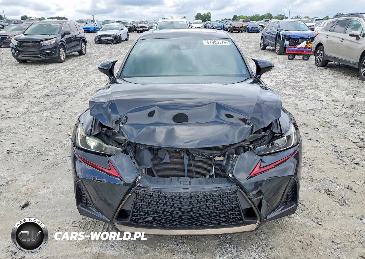 2018 Lexus Is 300 VIN:JTHBA1D21J5068933 - 5