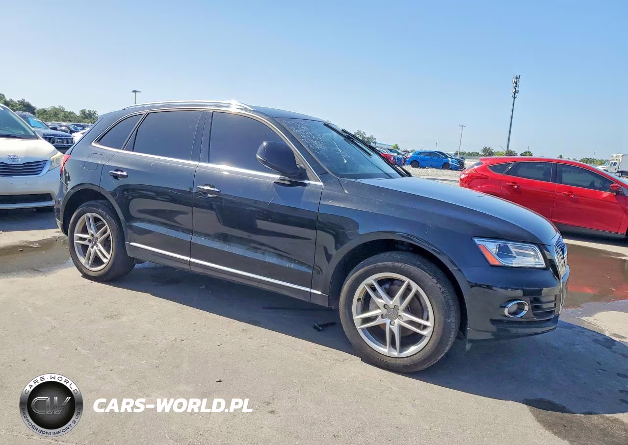 2015 Audi Q5 Premium VIN:WA1CFAFP9FA015776 - 4