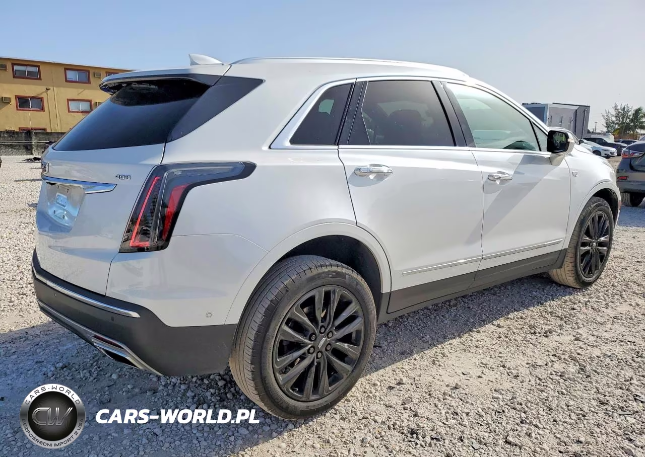 2022 Cadillac Xt5 Premium Luxury VIN:1GYKNCRS6NZ152541 - 3