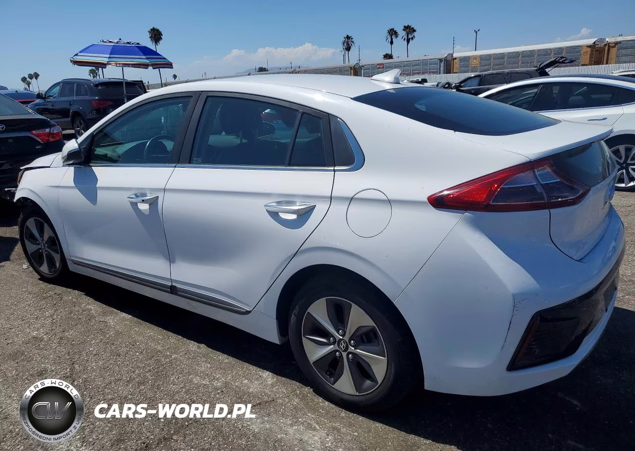 2017 Hyundai Ioniq Limited VIN:KMHC05LH2HU014171 - 2