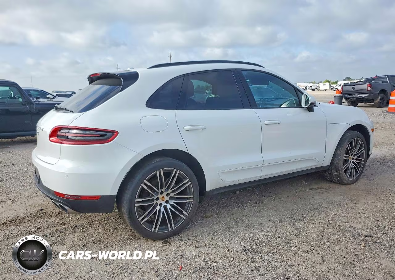 2016 Porsche Macan S VIN:WP1AB2A56GLB41828 - 3