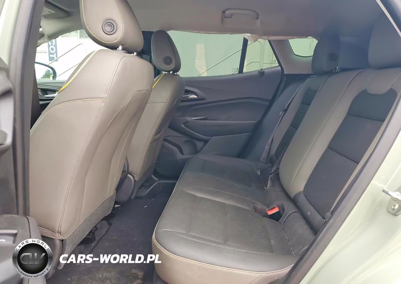 2025 Chevrolet Trax Activ VIN:KL77LKEP0SC208272 - 11