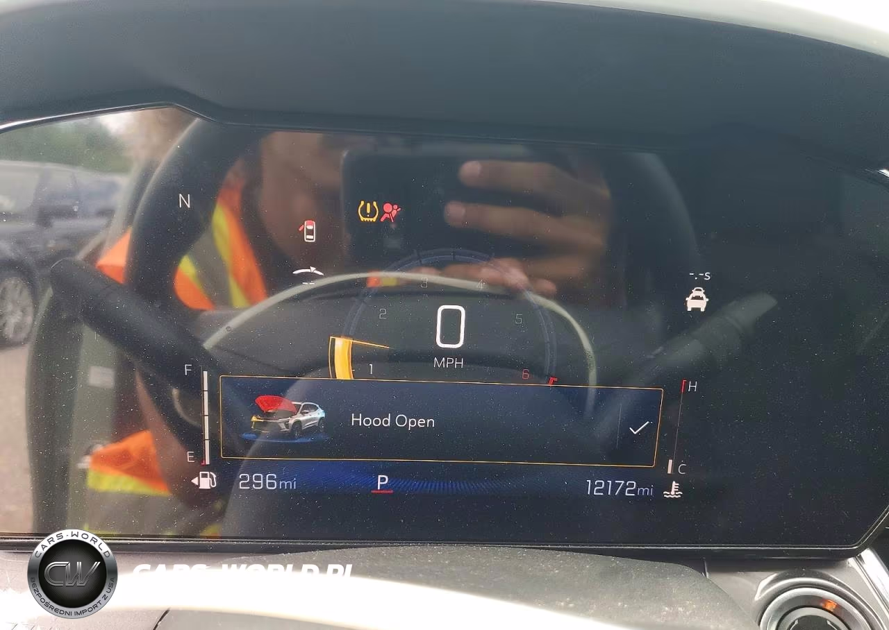 2025 Chevrolet Trax Activ VIN:KL77LKEP0SC208272 - 9