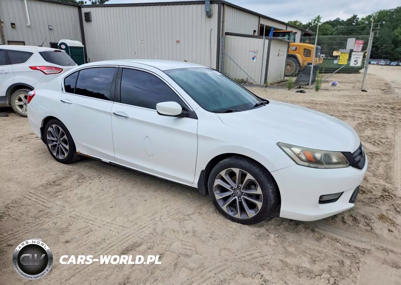 2014 Honda Accord Sport VIN:1HGCR2F5XEA155823 - 4