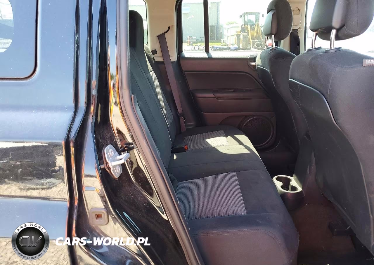 2016 Jeep Patriot Sport VIN:1C4NJPBB4GD800295 - 11