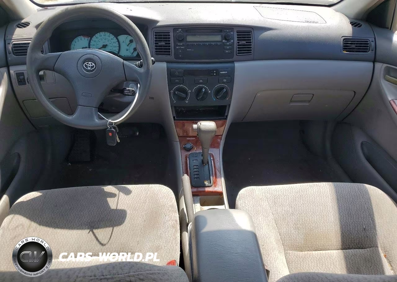 2004 Toyota Corolla Le VIN:JTDBR32EX42036961 - 8