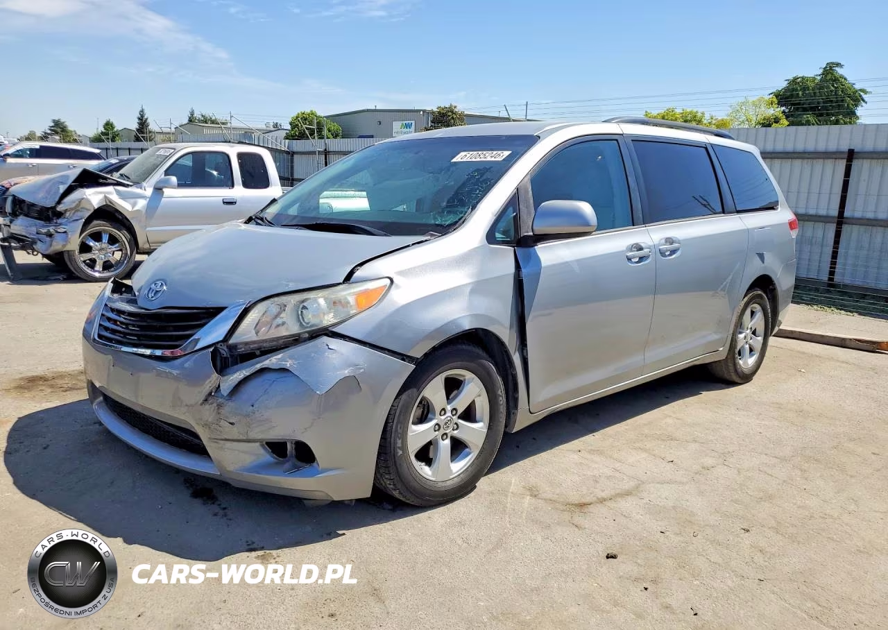 2014 Toyota Sienna Le