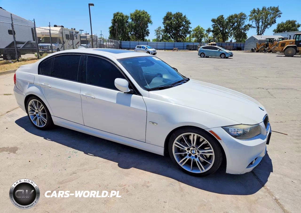 2011 BMW 335 I VIN:WBAPM5C5XBE576737 - 4
