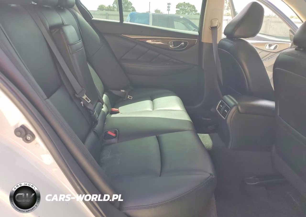 2019 Infiniti Q50 3.0T Luxe VIN:JN1EV7AP2KM512031 - 10