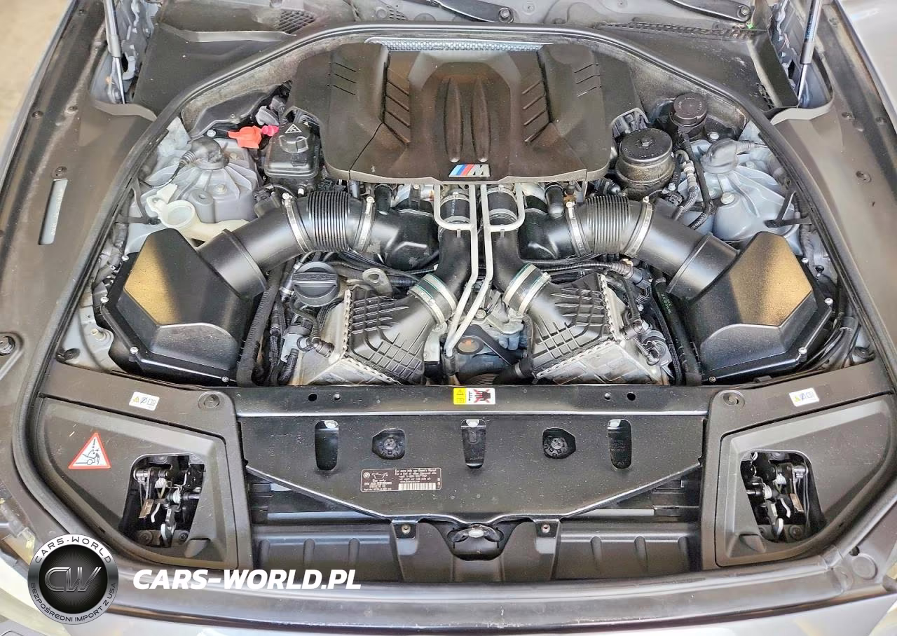 2013 BMW M5 VIN:WBSFV9C54DC773316 - 11