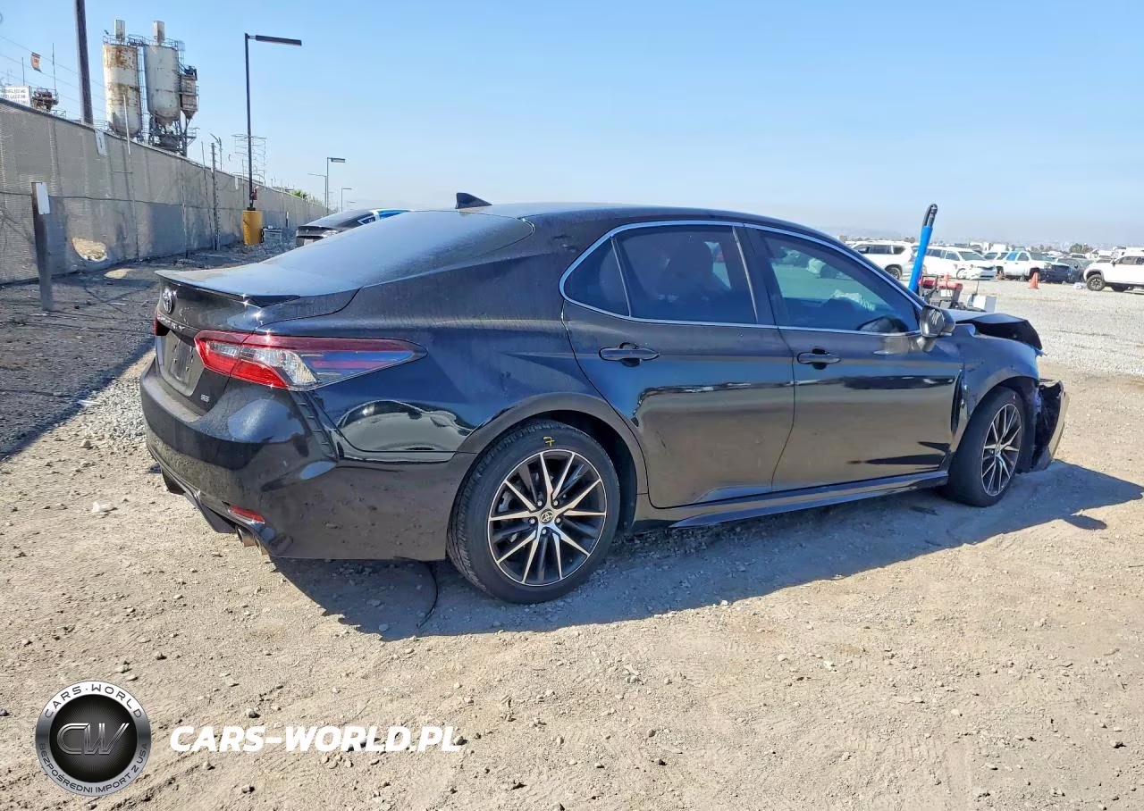 2022 Toyota Camry Se VIN:4T1G11AKXNU676341 - 3