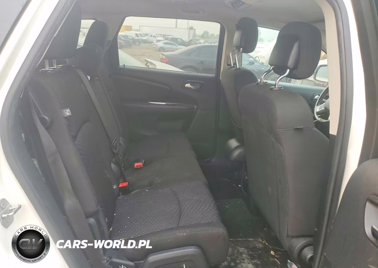2018 Dodge Journey Se VIN:3C4PDCAB9JT353118 - 11