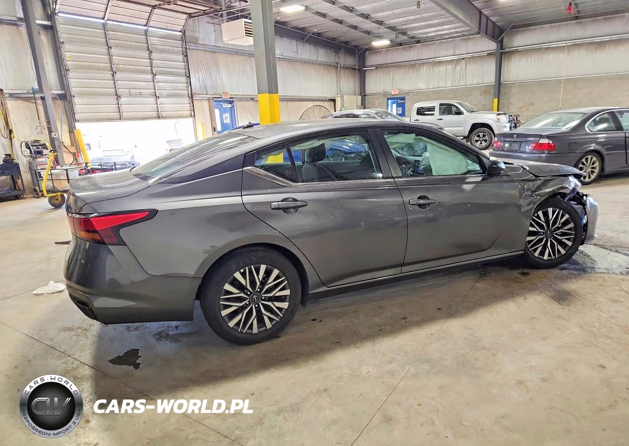 2026 Nissan Altima Sv VIN:1N4BL4DVXTN305922 - 3