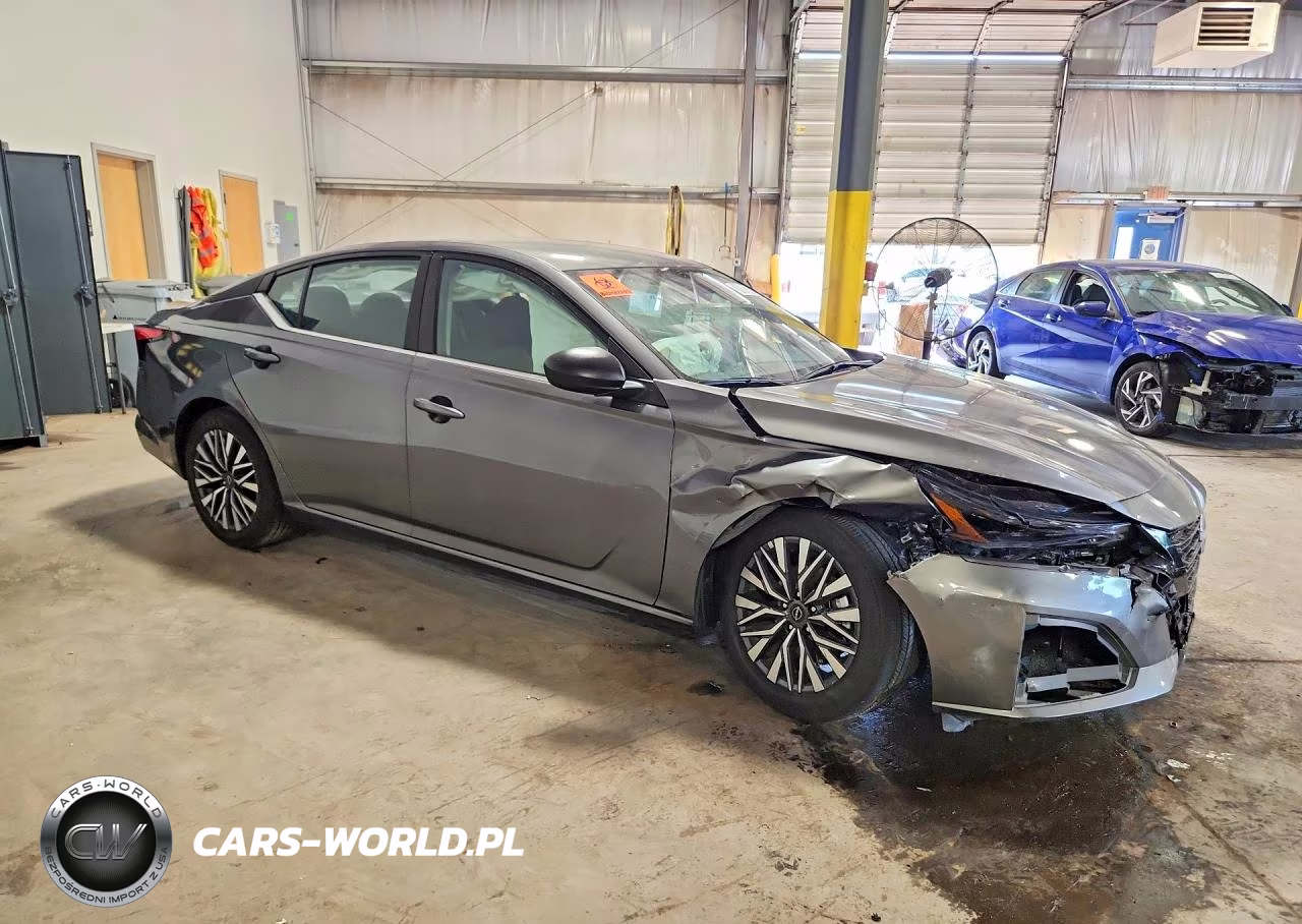 2026 Nissan Altima Sv VIN:1N4BL4DVXTN305922 - 4