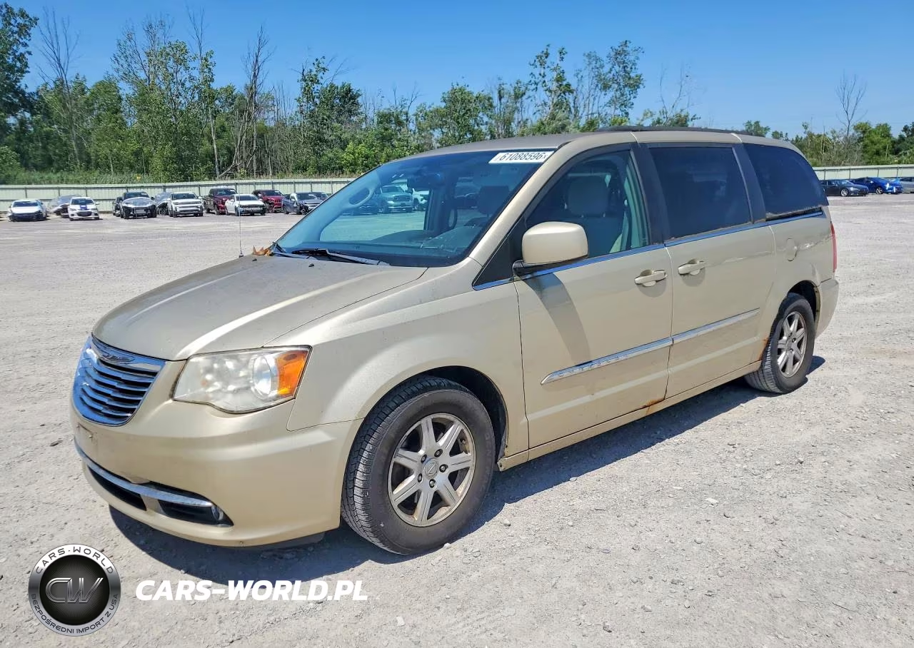 2011 Chrysler Town & Country Touring