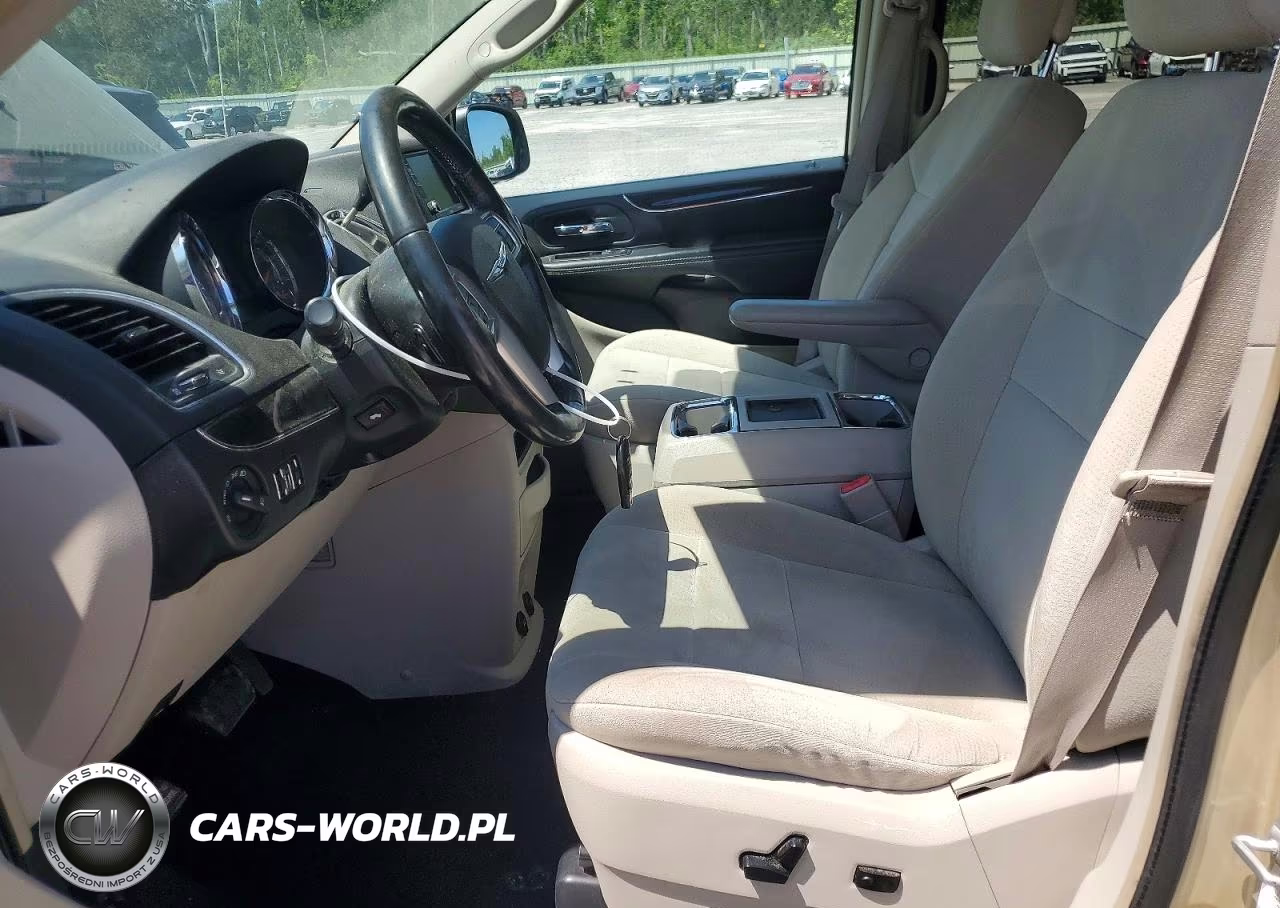2011 Chrysler Town & Country Touring VIN:2A4RR5DG3BR664815 - 7