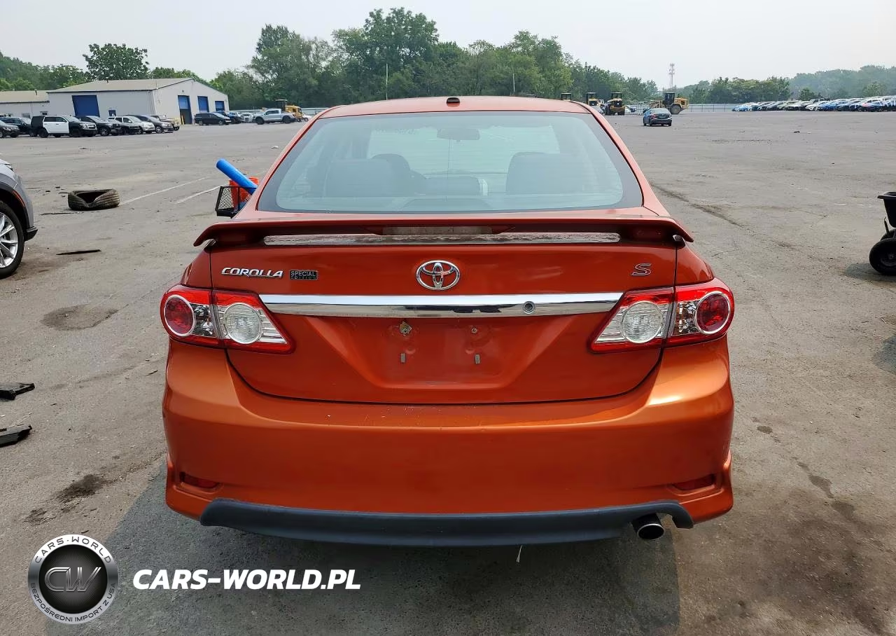 2013 Toyota Corolla S Special Edition VIN:2T1BU4EE9DC099339 - 6