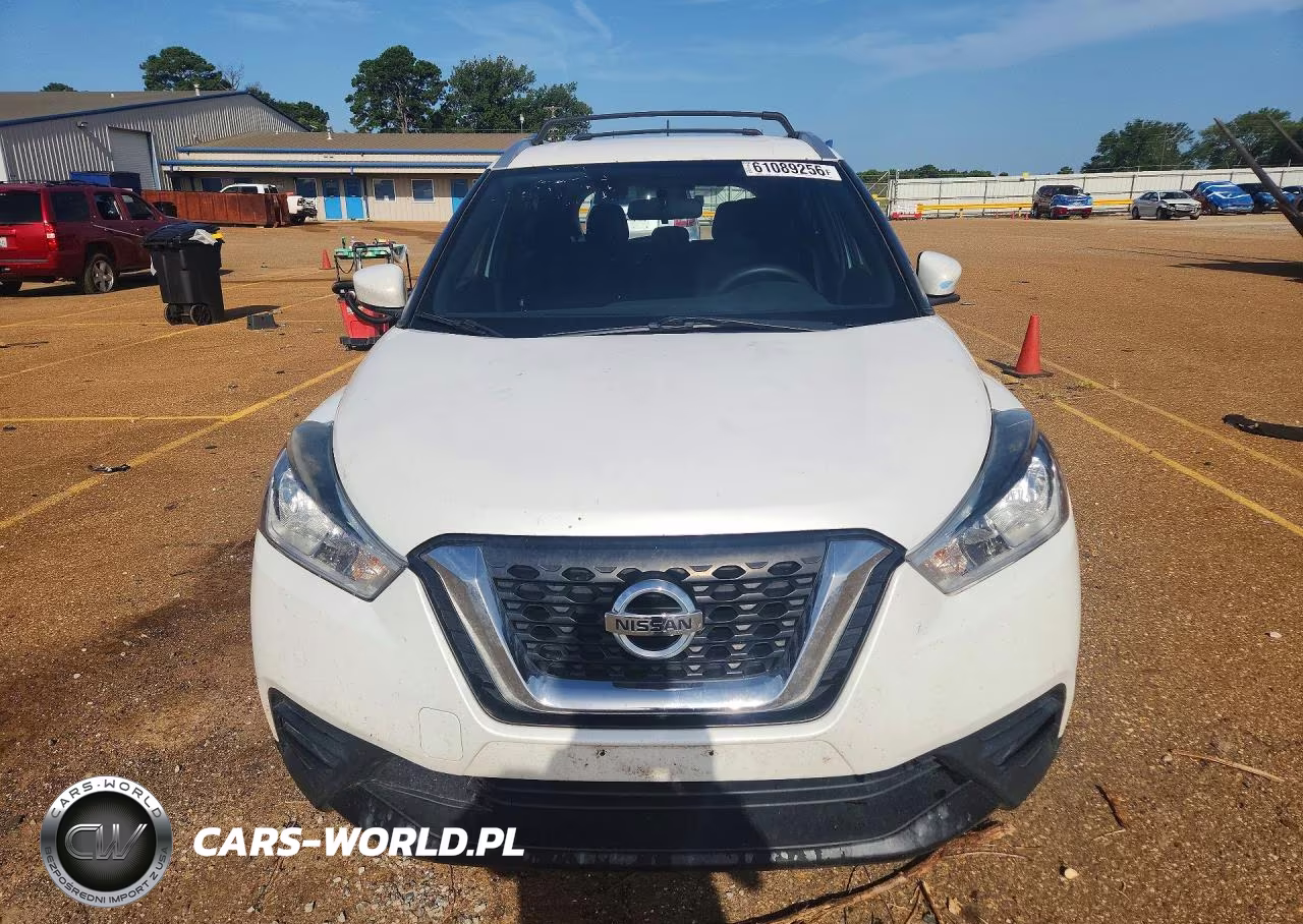 2018 Nissan Kicks Sv VIN:3N1CP5CU9JL514280 - 5