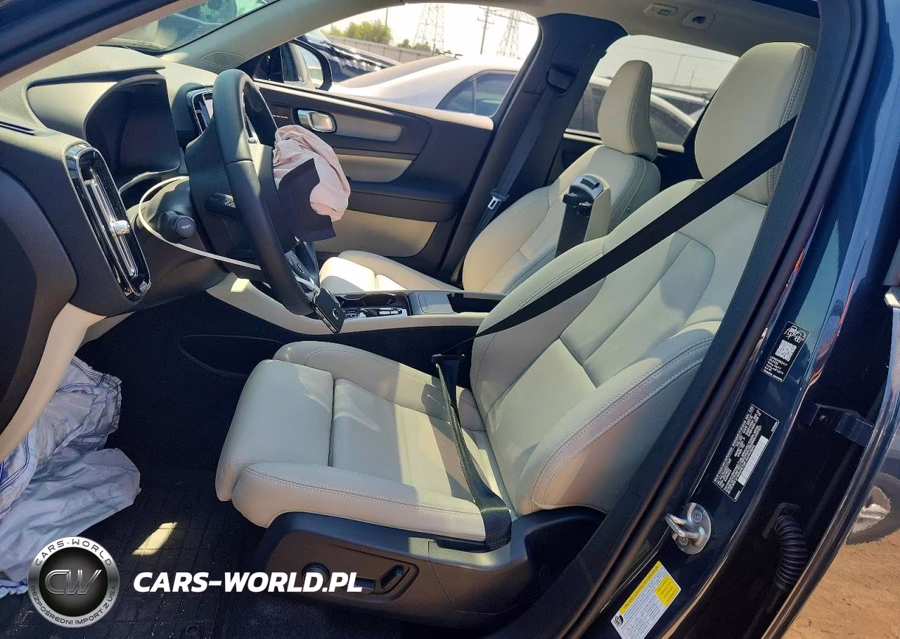 2026 Volvo Xc40 Ultra VIN:YV4L12UM8T2777972 - 7