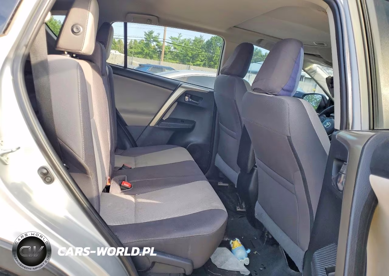 2015 Toyota Rav4 Xle VIN:2T3RFREV2FW345100 - 11
