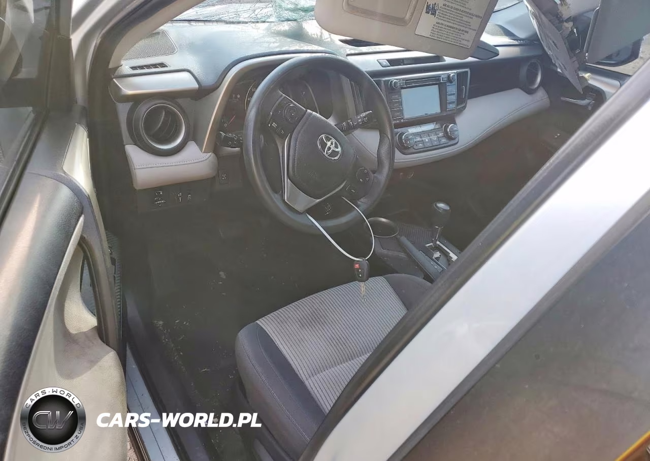 2015 Toyota Rav4 Xle VIN:2T3RFREV2FW345100 - 8