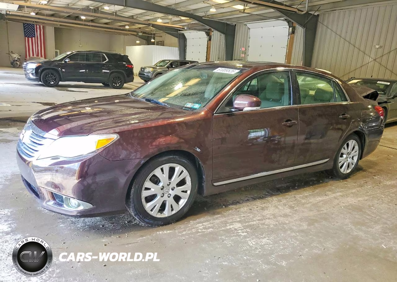 2012 Toyota Avalon Base